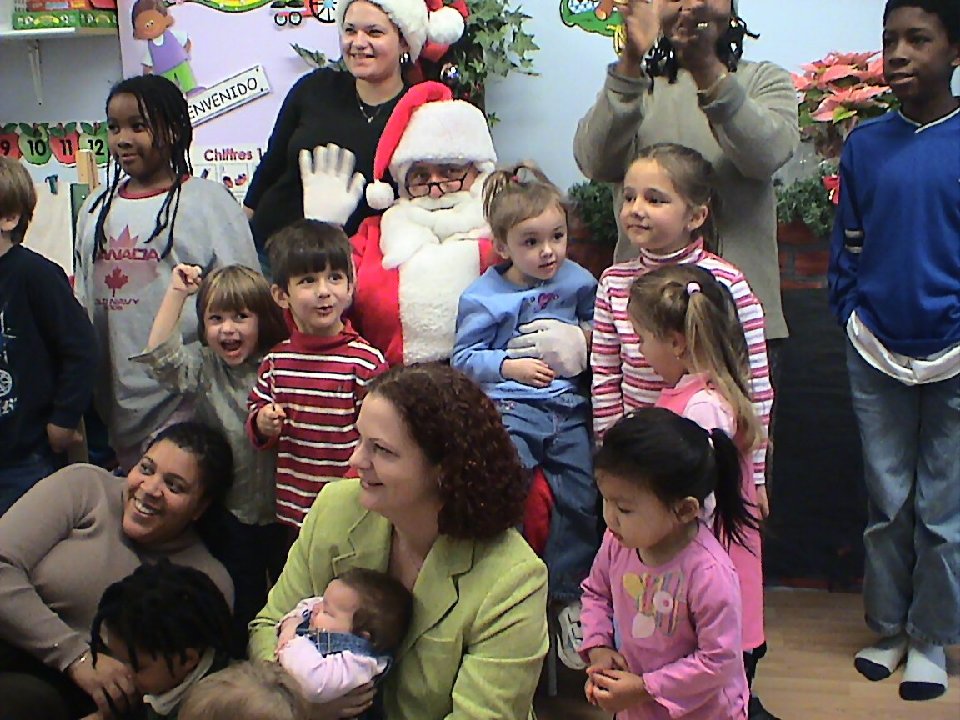 2005-12-16 - CHRISTMAS PARTY AT LILY'S HOUSE 016